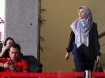 artis-inneke-koesherawati-kembali-jalani-pemeriksaan-oleh-kpk_20180724_173240.jpg