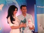 artis-syahrini-dan-raffi-ahmad_20160609_175341.jpg