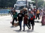 arus-balik-di-terminal-kampung-rambutan_20190608_202548.jpg