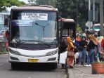 arus-balik-mudik-di-terminal-kampung-rambutan_20230428_165902.jpg