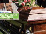 VIDEO Tangis Pecah Kedatangan Jenazah Ashraf Sinclair, Air Mata BCL Bercucuran, Tak Terbendung