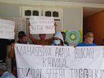 asrama-mahasiswa-papua-di-wayame-ambon.jpg