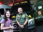 asuransi-sinar-mas-serahkan-ambulan-ke-rspad-gatot-subroto_20180403_114944.jpg