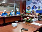 atal-s-depari-saat-membuka-webinar-sehat-kelola-dana-dengan-fasilitas-pinjol-dan-uang-digital.jpg