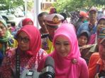 atalia-praratya-istri-bakal-calon-gubernur-jabar-ridwan-kamil_20171029_171400.jpg