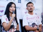 atiqah-hasiholan-dan-rio-dewanto-bicara-soal-film-wonderful-life_20161021_230248.jpg