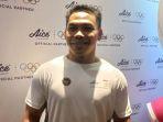 atlet-angkat-besi-indonesia-eko-yuli-irawan-saat-diwawancarai.jpg