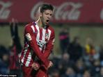 atletico-madrid-forward-luciano-vietto_20151202_041557.jpg