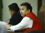 augie-fantinus-jalani-sidang-pencemaran-nama-baik_20190214_205402.jpg