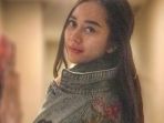 aura-kasih-sanny-aura-syahrani_20180623_141231.jpg