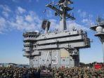 awak-kapal-induk-USS-George-Washington-di-pangkalan-angkatan-laut-Yokosuk.jpg