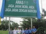 awas-narkoba-di-tol-cikampek_20141222_145712.jpg