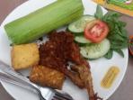 ayam-goreng-fatmawati-kupang_20150805_204404.jpg