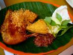 ayam-penyet_20151014_064943.jpg