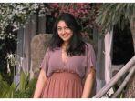 ayu-anjani-ayu-anjani-unggah-rasa-terpukulnya-karena-kehilangan-ibu-dan-adiknya.jpg