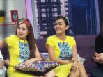 ayu-ting-ting-dan-jupe-di-sebuah-talkshow_20160321_193215.jpg
