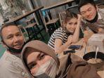 ayu-ting-ting-kedua-orangtuanya-dan-adit-jayusman.jpg