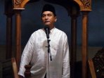 bacagub-dki-yusril-ihza-mahendra-khutbah-di-masjid-blok-m-square_20160406_101900.jpg