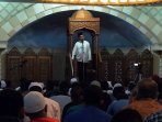 bacagub-dki-yusril-ihza-mahendra-khutbah-di-masjid-blok-m-square_20160406_102027.jpg