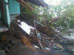 badai-maumere_20150326_073539.jpg