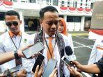 badaruddin-andi-picunang-di-kpu-ri.jpg