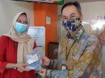 bagi-bagi-masker-batik-0-243795.jpg