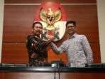 bahas-sinergi-antar-lembaga-jaksa-agung-temui-pimpinan-kpk_20191108_173508.jpg