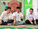 bahlil-lahadalia-temua-warga-rempang_20231006_212103.jpg
