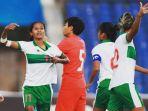 baiq-amiatun-striker-timnas-putri-indonesia-yang-cetak-gol-indah-kontra-arab-saudi.jpg