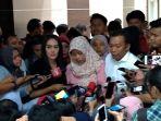 baiq-nuril-menitikkan-air-mata-usai-komisi-iii-dpr-ri.jpg