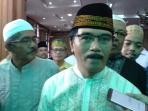 bakal-calon-gubernur-dki-jakarta-adhyaksa-dault_20160618_163757.jpg