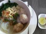 bakso-ikan-haruan-banjarmasin-gabus-kuliner-daging-sapi_20150529_160914.jpg