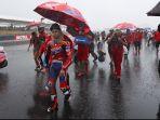 balap-wsbk-hujan-tunda-nih3.jpg