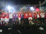 bali-united-hajar-gresik-united-dengan-skor-3-0_20171113_143731.jpg