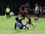 bali-united-menang-tipis-dari-persib-bandung-1-0_20220116_195526.jpg