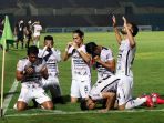 bali-united-menang-tipis-dari-persipura-jayapura_20211106_000342.jpg