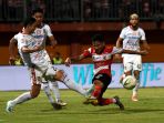 bali-united-permalukan-madura-united-di-kandangnya_20190820_223010.jpg