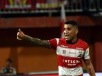 bali-united-permalukan-madura-united-di-kandangnya_20190820_224132.jpg