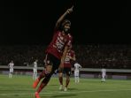 bali-united-vs-arema-di-laga-liga-1_20190828_061809.jpg