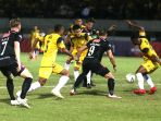 bali-united-vs-barito-putera_20190715_154031.jpg