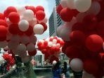 balon-merah-putih-hiasi-gedung-balai-kota-jakarta_20170509_161518.jpg