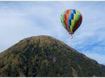 balon-udara-di-bromo-yang-wajib-dicoba.jpg