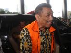 bambang-irianto-diperiksa-sebagai-tersangka_20170221_202807.jpg