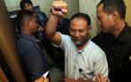 bambang-widjojanto-mengundurkan-diri_20150126_175152.jpg