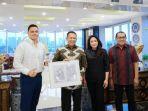 bamsoet-menerima-jajaran-direktur-utama-roadgrip-motorsport-indonesia.jpg