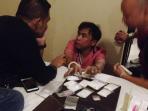 bandar-sabu-pekanbaru_20160215_110733.jpg<pf>barang-bukti-bandar-narkoba-pekanbaru_20160215_110652.jpg
