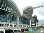 bandara-internasional-hasanuddin-makassar_20160625_162746.jpg