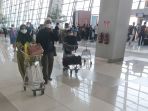 bandara-soetta-mulai-ramai-jelang-natal_20211220_184000.jpg