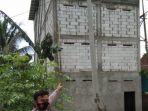 bangunan-korban-jatuh1.jpg