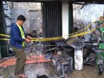 bangunan-ruko-terbakar_20180124_155609.jpg